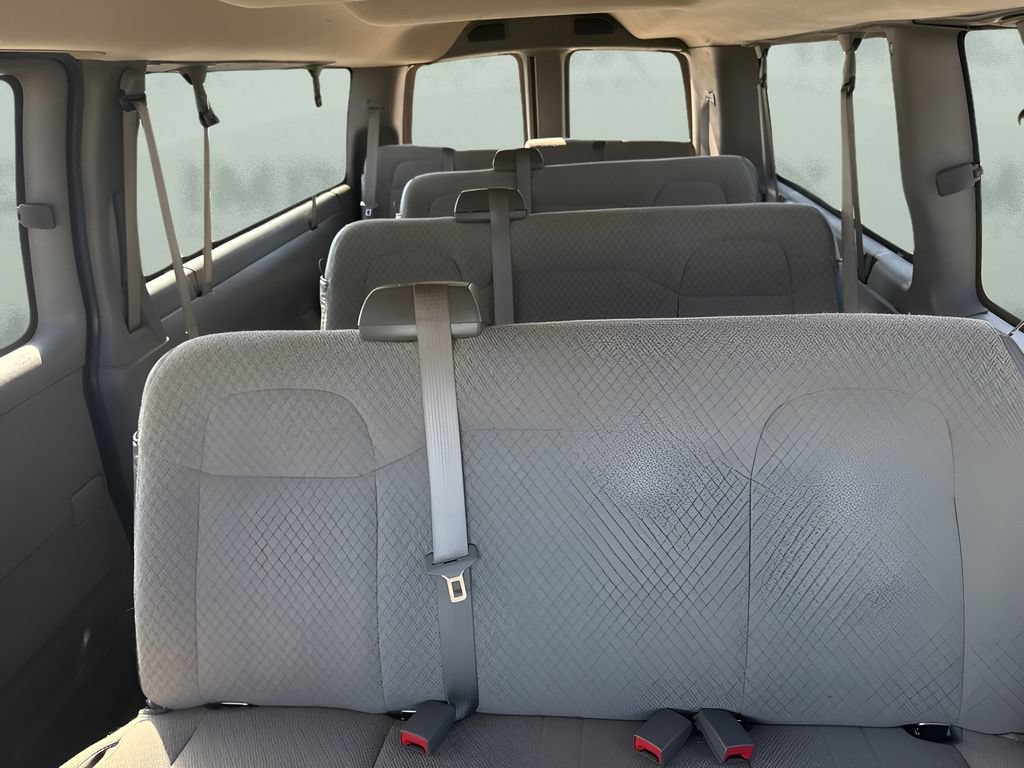 Used 2025 Chevrolet Express 3500 LT w/ LT Preferred Equipment Group RWD image 11
