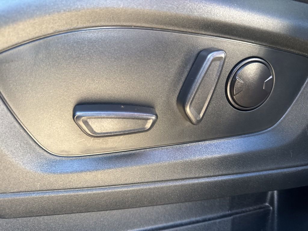 Certified 2022 Ford Explorer XLT image 53