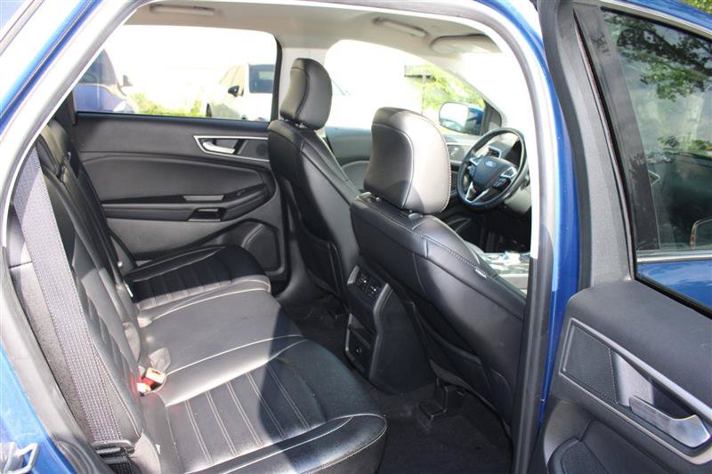 Used 2024 Ford Edge SEL AWD/4WD image 13