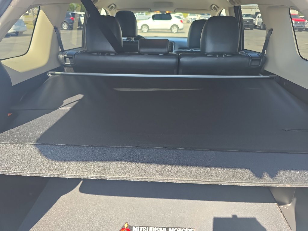 Used 2018 Mitsubishi Outlander SEL image 18