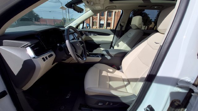 Used 2020 Cadillac XT6 Premium Luxury FWD image 12