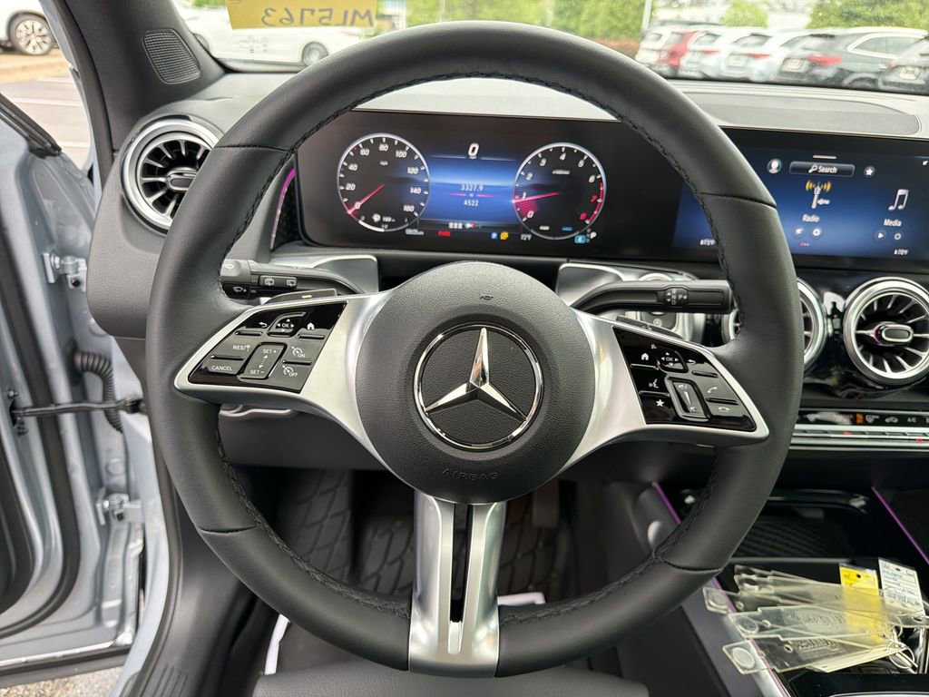 Certified 2026 Mercedes-Benz GLB 250 4MATIC image 23