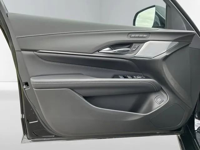 New 2025 Cadillac CT4 Premium Luxury image 9
