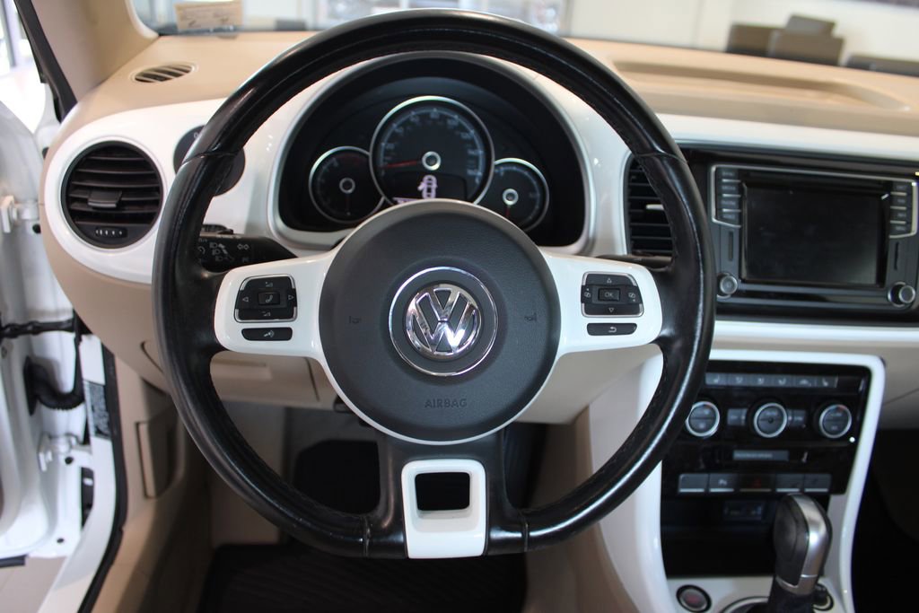 Used 2017 Volkswagen Beetle 1.8T SEL FWD image 24