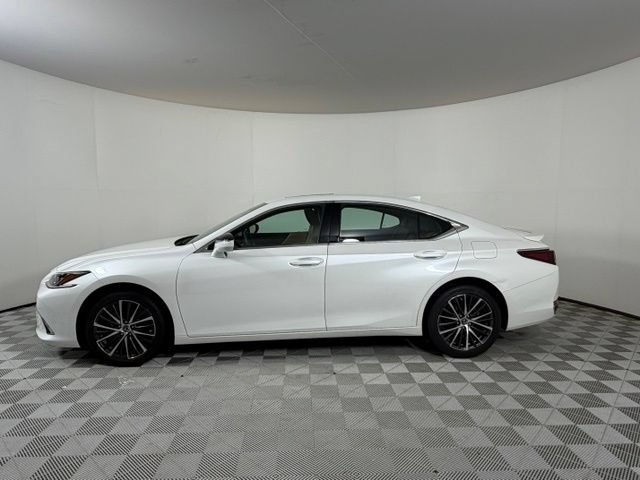 Used 2023 Lexus ES 250 w/ Premium Package AWD/4WD image 4