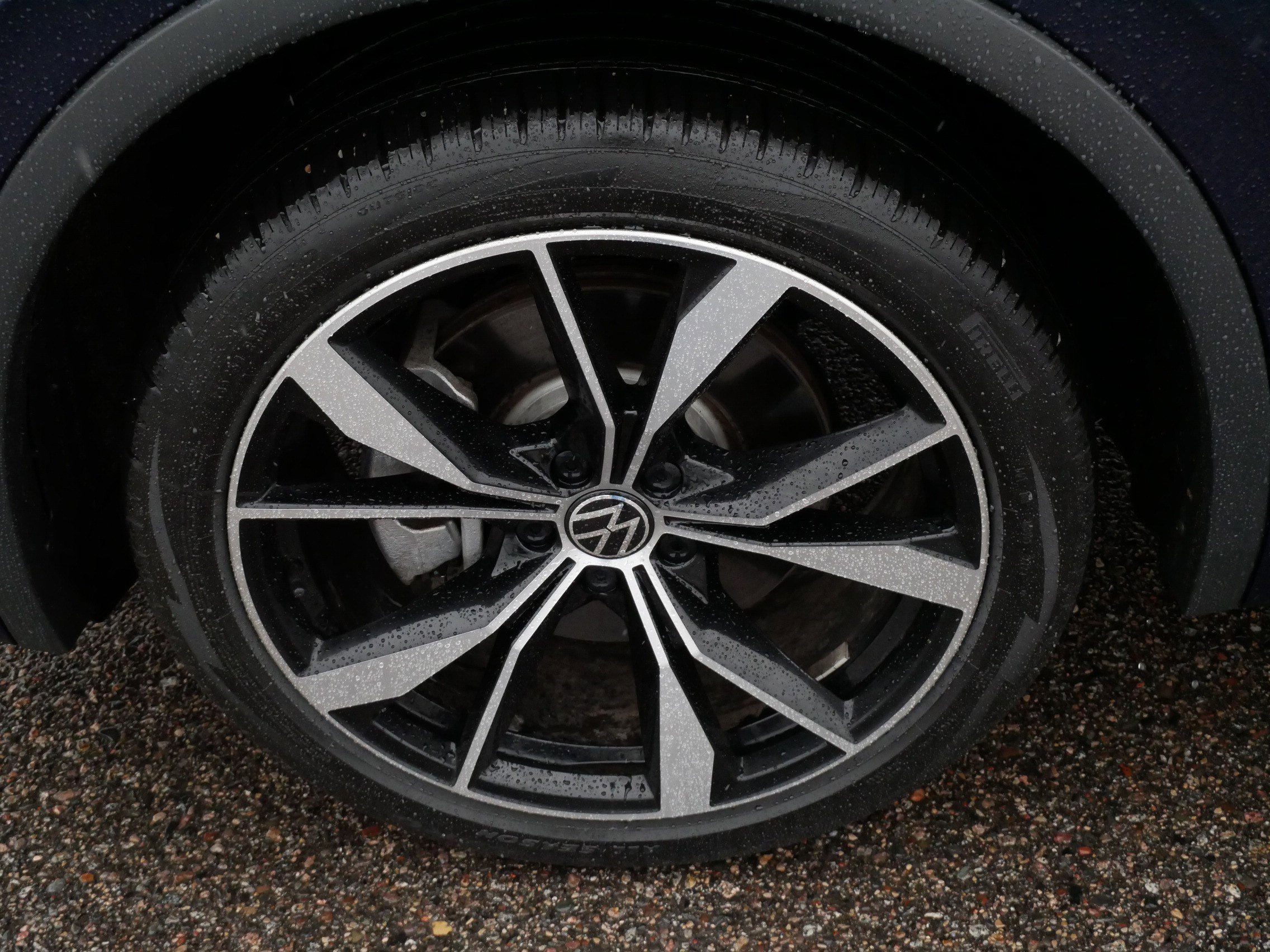 Certified 2023 Volkswagen Tiguan SEL R-Line AWD/4WD image 15