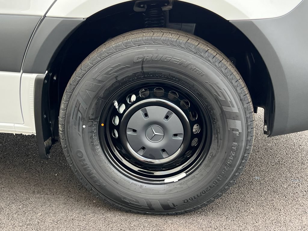 New 2026 Mercedes-Benz Sprinter 2500 image 28