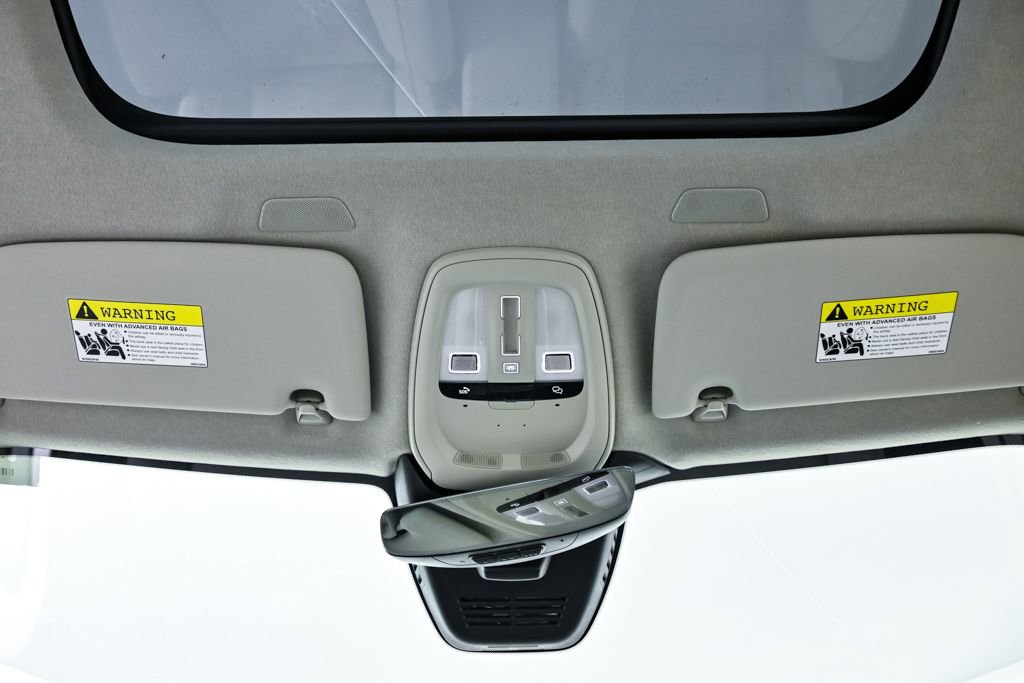 New 2026 Volvo XC40 B5 Plus w/ Protection Package Premier image 18