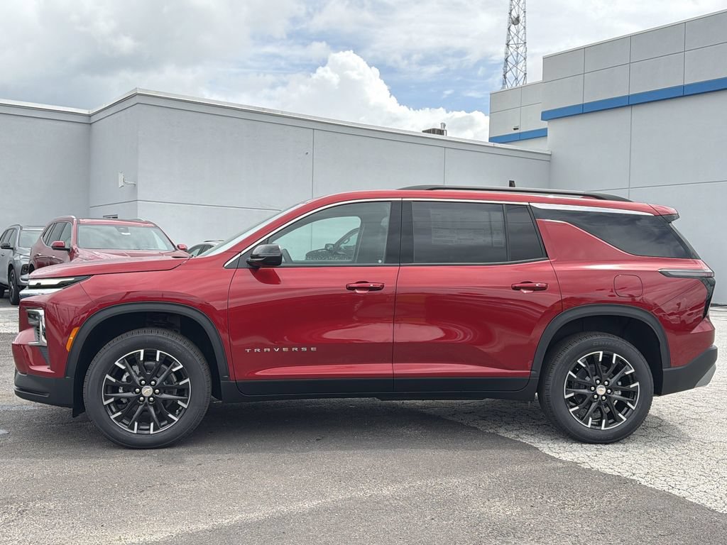 New 2026 Chevrolet Traverse LT w/ Sun and Wheel Package FWD image 21