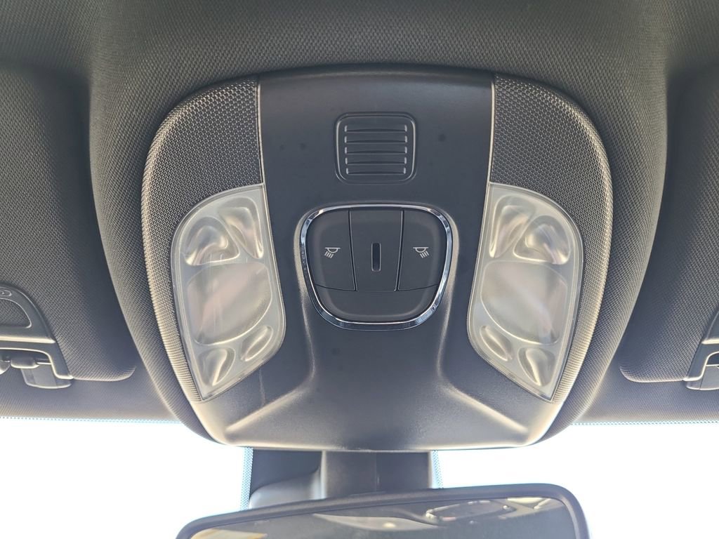 Used 2025 Jeep Compass Trailhawk image 27