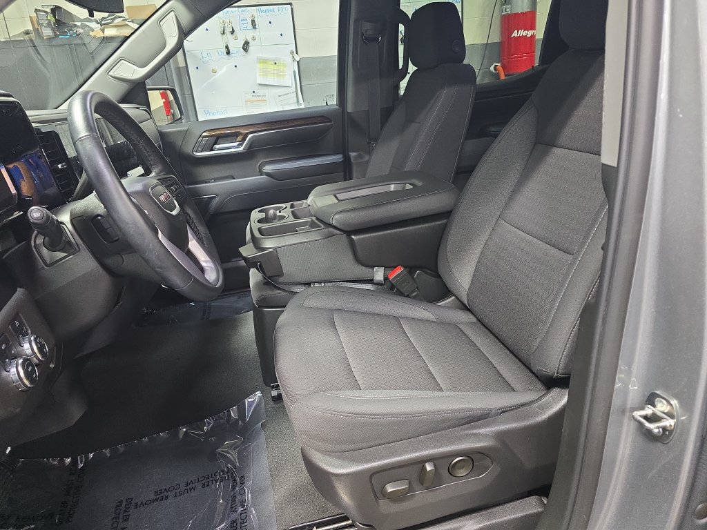 Used 2024 GMC Sierra 1500 SLE AWD/4WD image 15