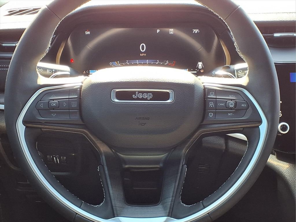 New 2026 Jeep Grand Cherokee Laredo image 17