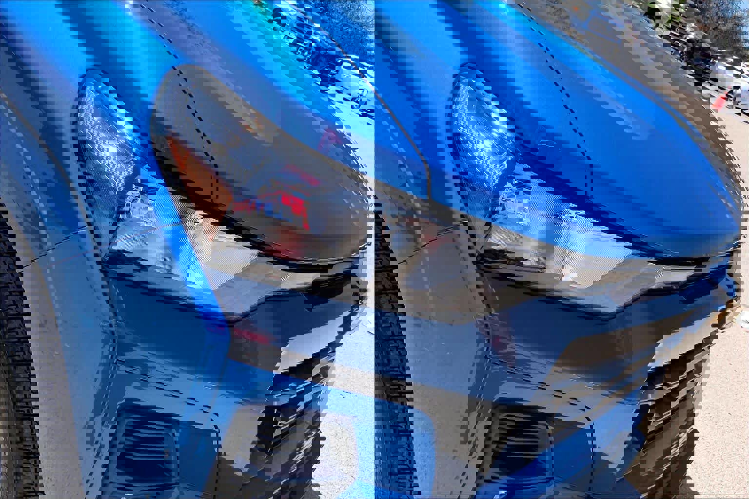 Used 2024 Chevrolet Colorado LT w/ LT Convenience Package II image 27