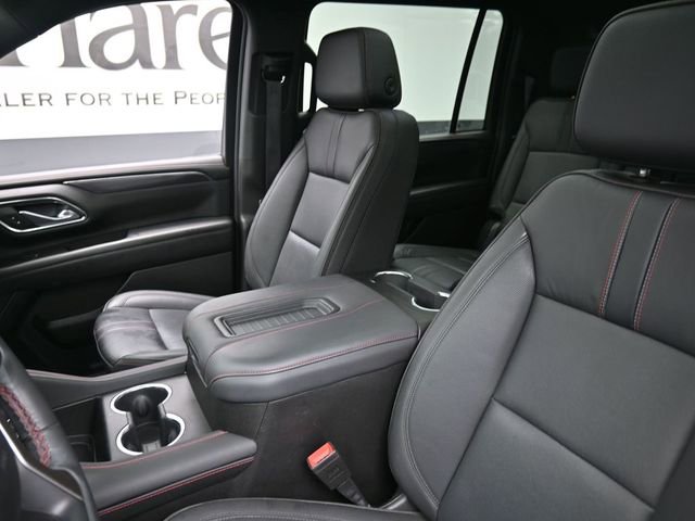 Used 2024 Chevrolet Suburban RST w/ Luxury Package image 16
