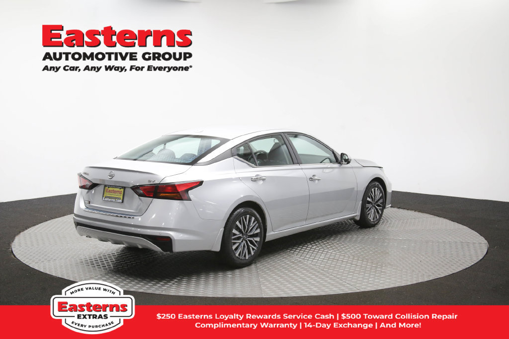 Used 2023 Nissan Altima 2.5 SV FWD image 42