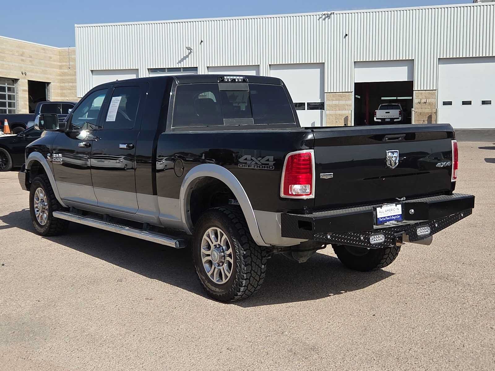 Used 2017 RAM 2500 Laramie AWD/4WD image 6