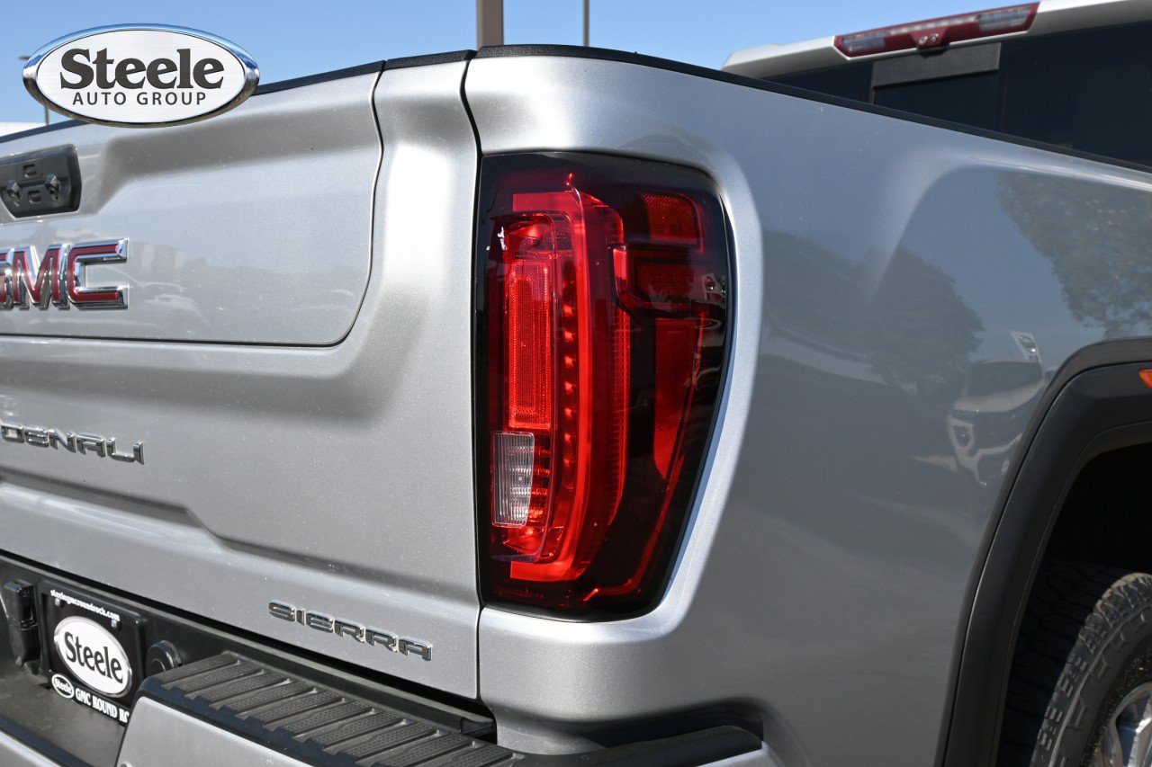 Used 2020 GMC Sierra 2500 Denali w/ Denali Ultimate Package AWD/4WD image 21