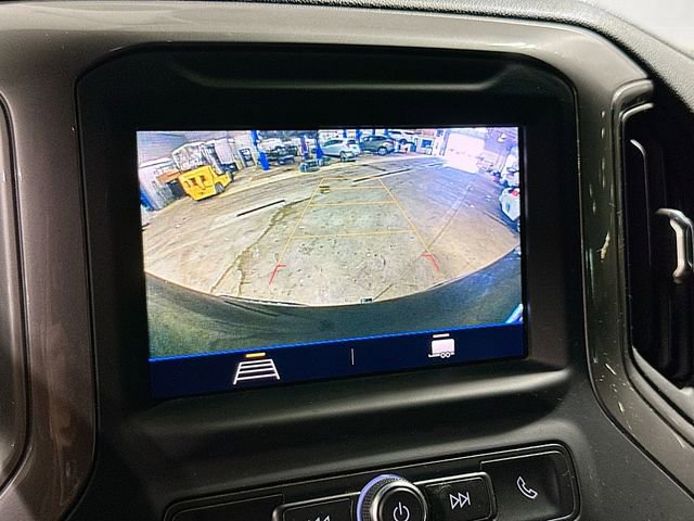 Used 2021 Chevrolet Silverado 1500 Custom Trail Boss w/ LPO, Dark Essentials Package image 15