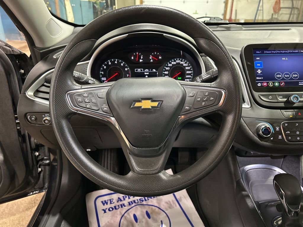 Used 2023 Chevrolet Malibu LT image 25