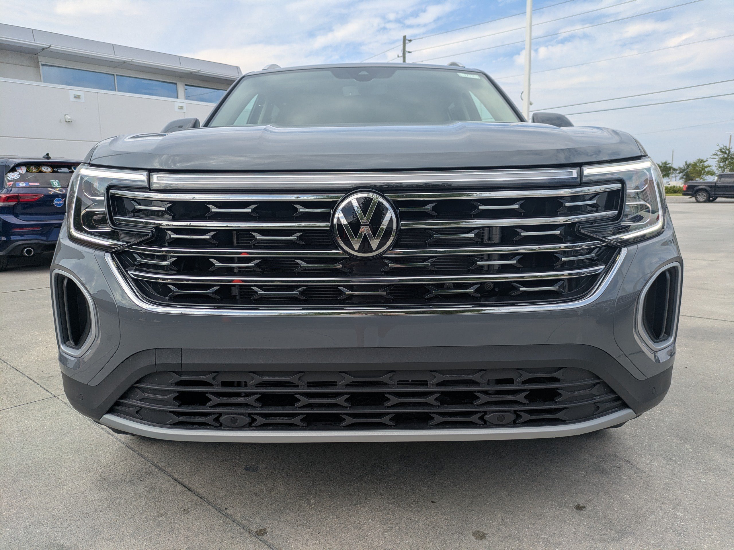 New 2026 Volkswagen Atlas SEL AWD/4WD image 8