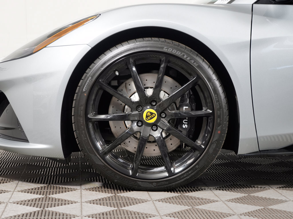 Used 2026 Lotus Emira RWD image 19