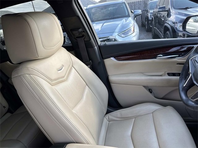 Used 2018 Cadillac XT5 Luxury image 14