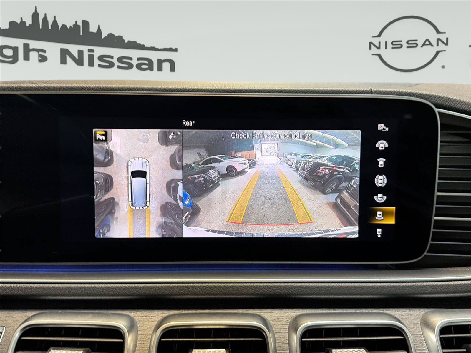 Used 2022 Mercedes-Benz GLS 450 4MATIC image 19
