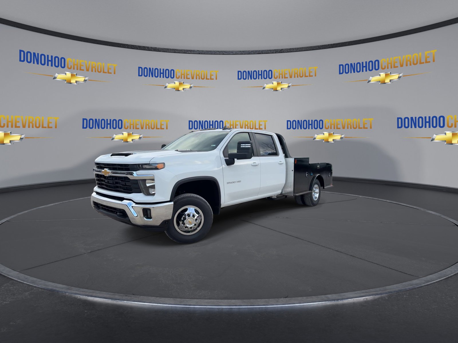 New 2026 Chevrolet Silverado 3500 LT w/ Convenience Package image 4