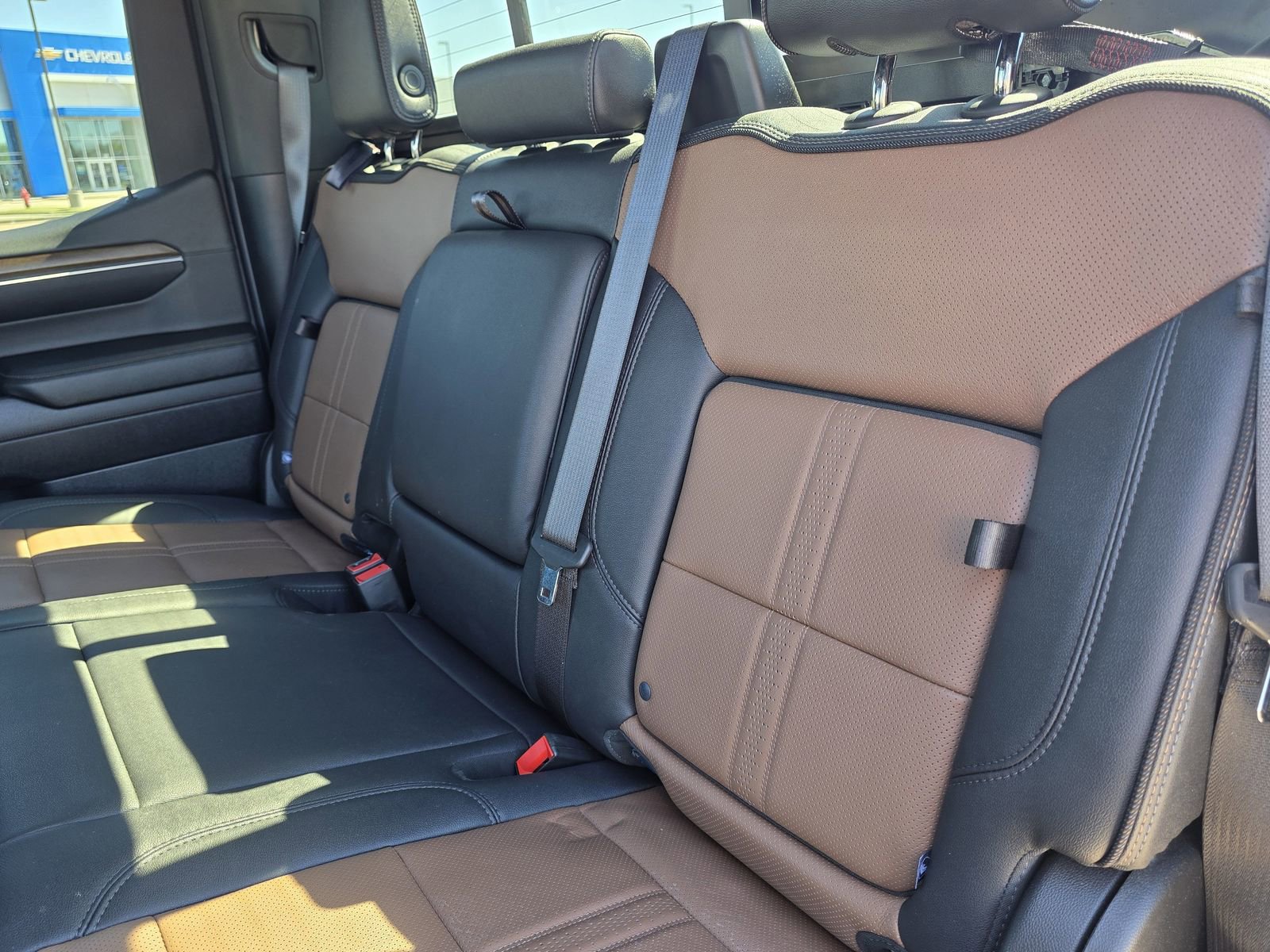 Used 2024 Chevrolet Silverado 1500 High Country w/ Technology Package image 28