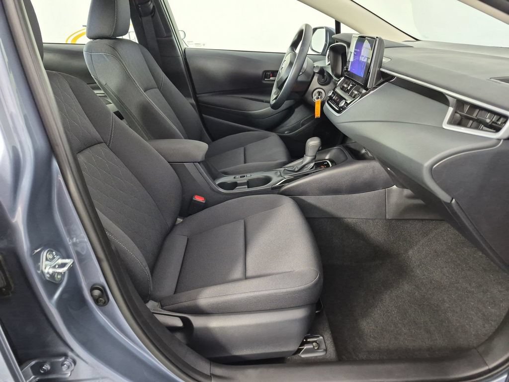 Used 2026 Toyota Corolla LE FWD image 36