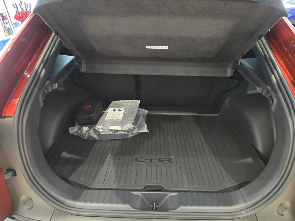 New 2026 Toyota C-HR AWD/4WD image 10