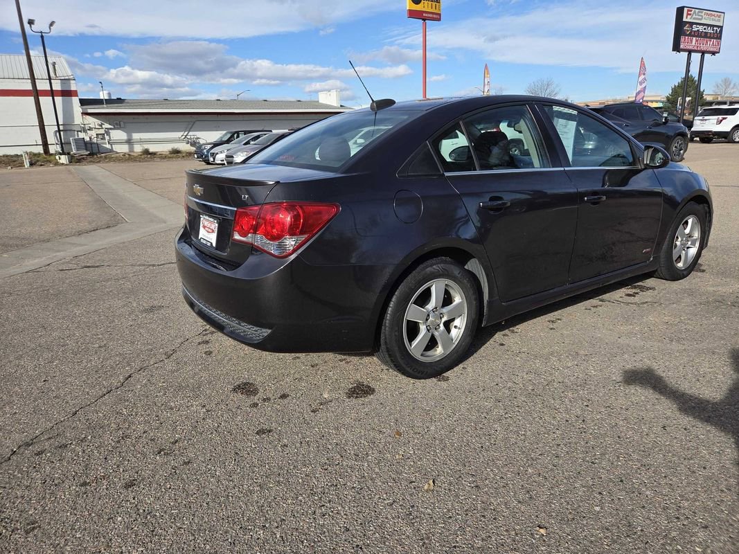 Used 2015 Chevrolet Cruze LT image 3