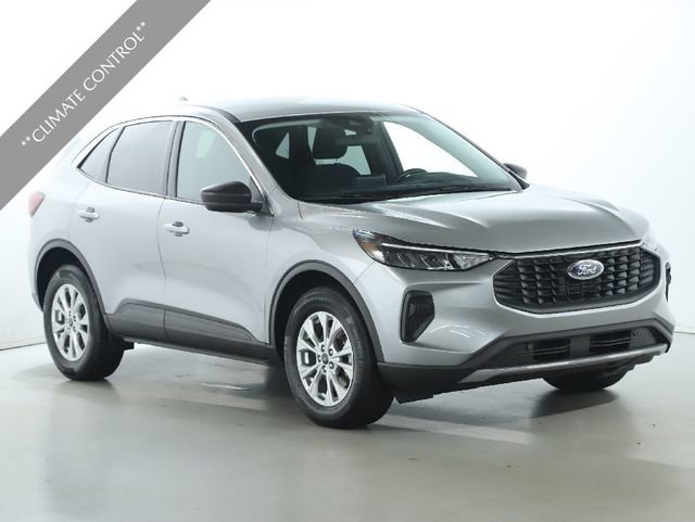 Used 2023 Ford Escape Active image 4