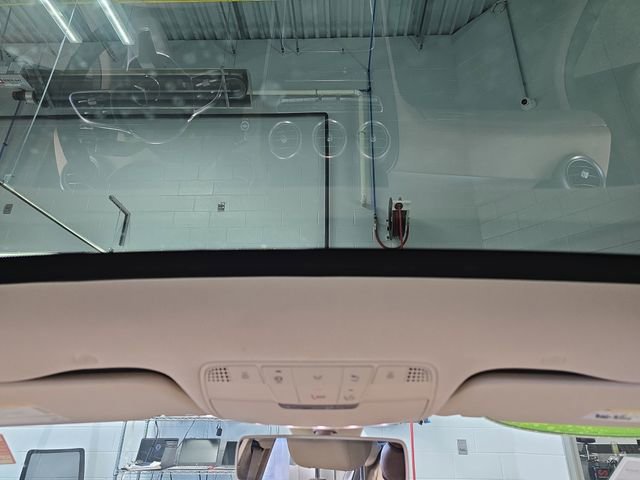 Used 2020 Mercedes-Benz GLC 300 image 13