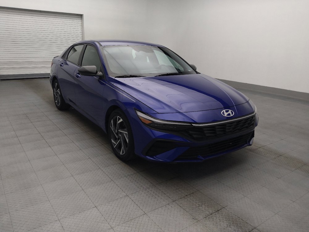 Used 2025 Hyundai Elantra Sport FWD image 13