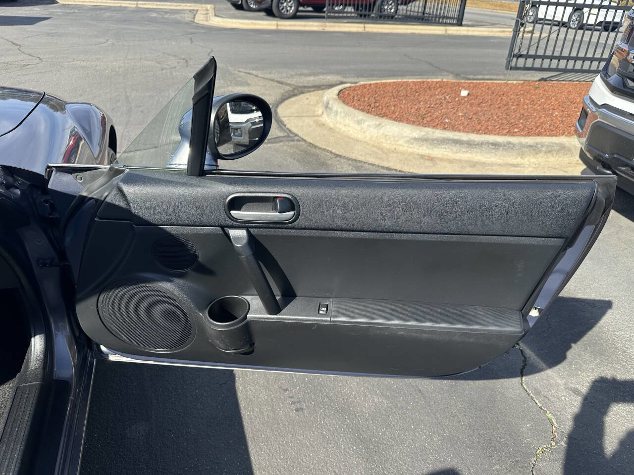 Used 2008 MAZDA MX-5 Miata Sport image 18