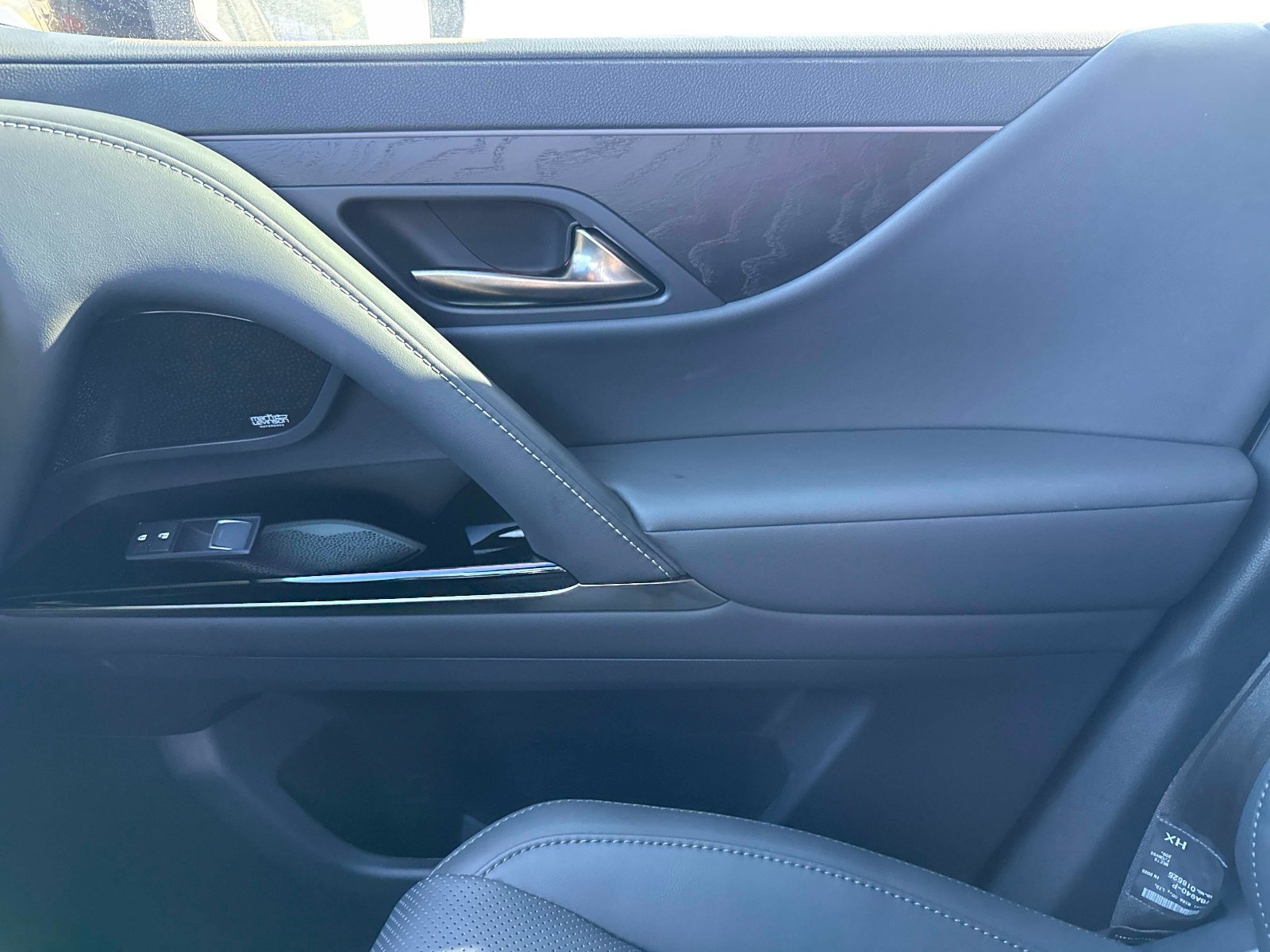 Certified 2025 Lexus LX 700h Overtrail image 24