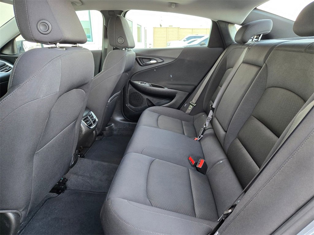 Used 2024 Chevrolet Malibu LT image 14