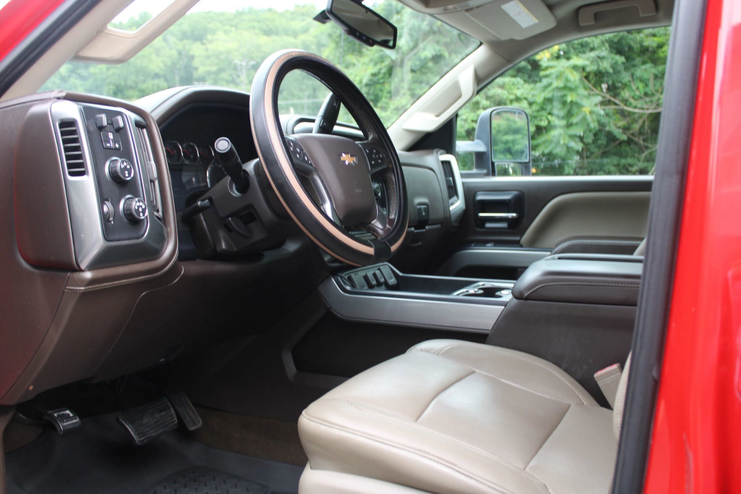 Used 2015 Chevrolet Silverado 3500 LTZ w/ Duramax Plus Package image 19