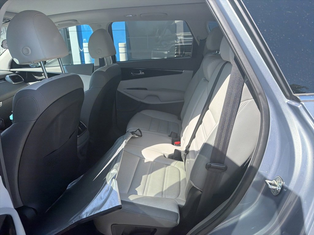 Used 2020 Kia Sorento SX image 21