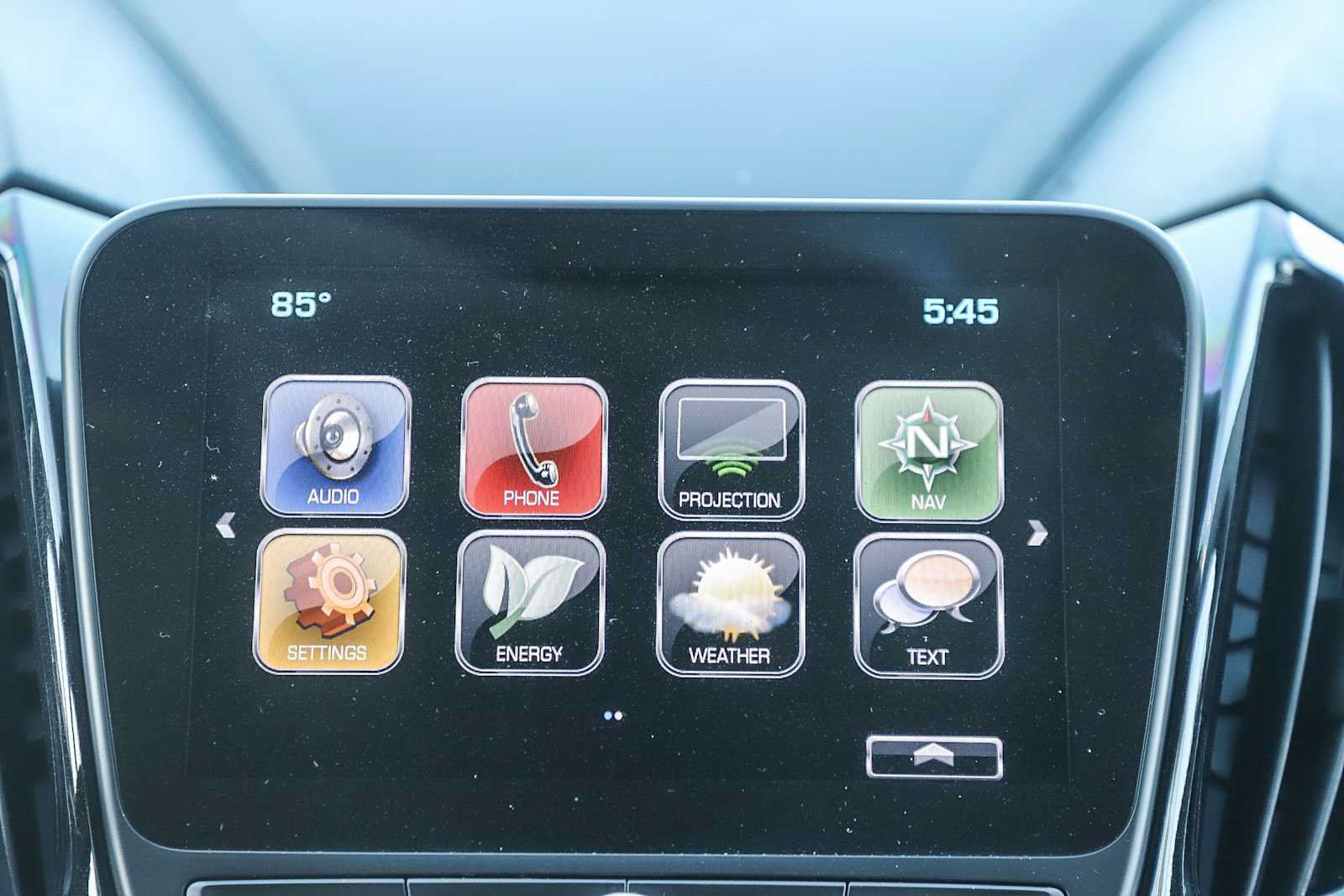 Used 2018 Chevrolet Volt Premier w/ Driver Confidence Package FWD image 14