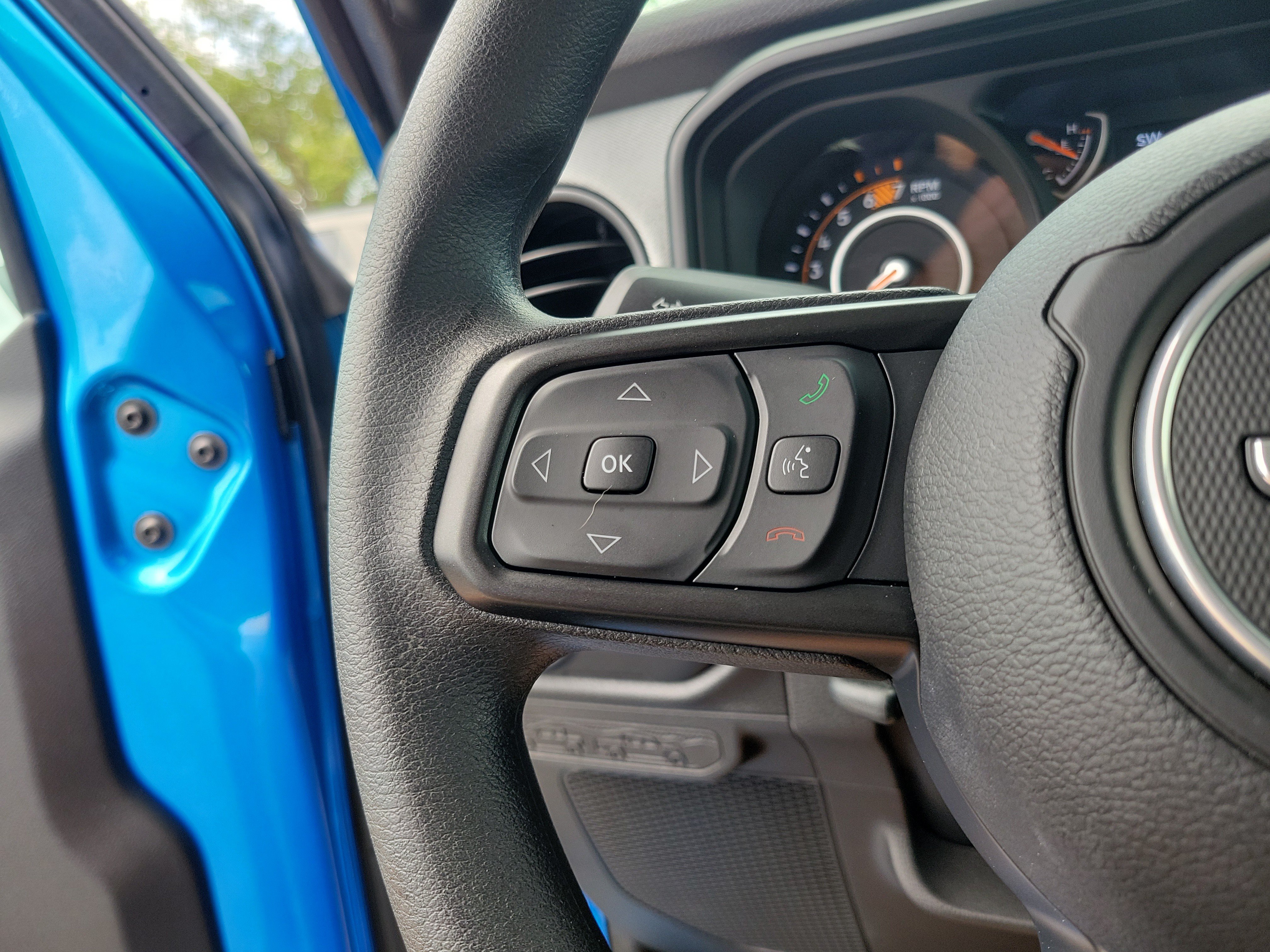Used 2025 Jeep Wrangler Sport AWD/4WD image 14
