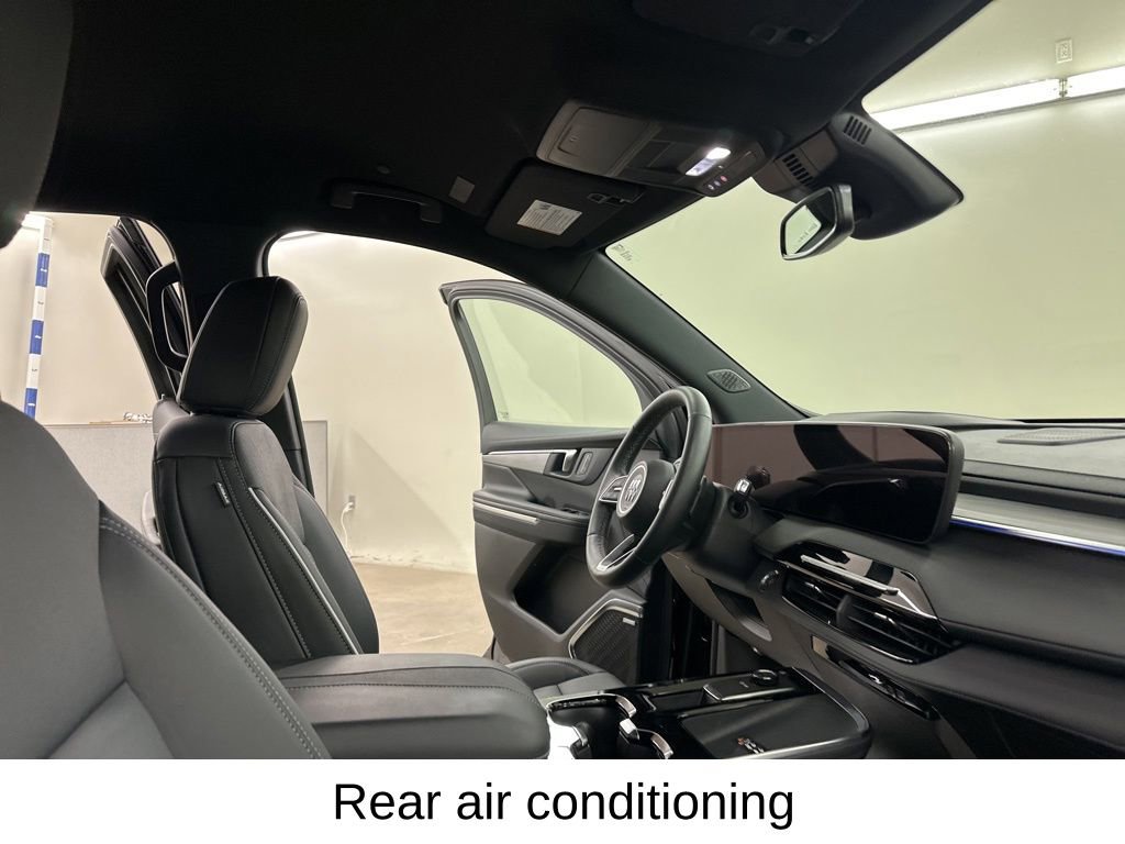 Used 2025 Buick Enclave Preferred image 21