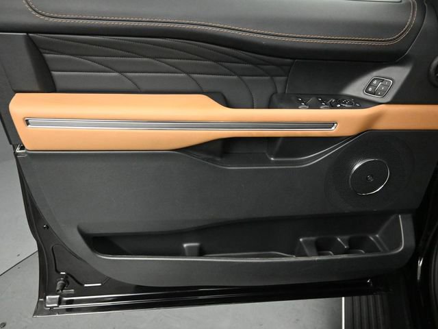 Certified 2024 Ford Expedition Max Platinum image 20