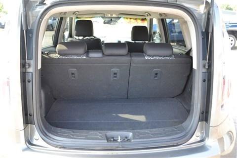 Used 2010 Kia Soul + FWD image 17