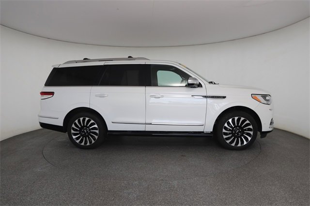 Used 2024 Lincoln Navigator Black Label image 23