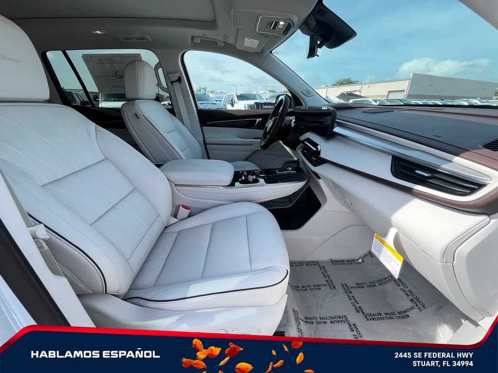 New 2026 Buick Enclave Avenir w/ Super Cruise Package AWD/4WD image 21