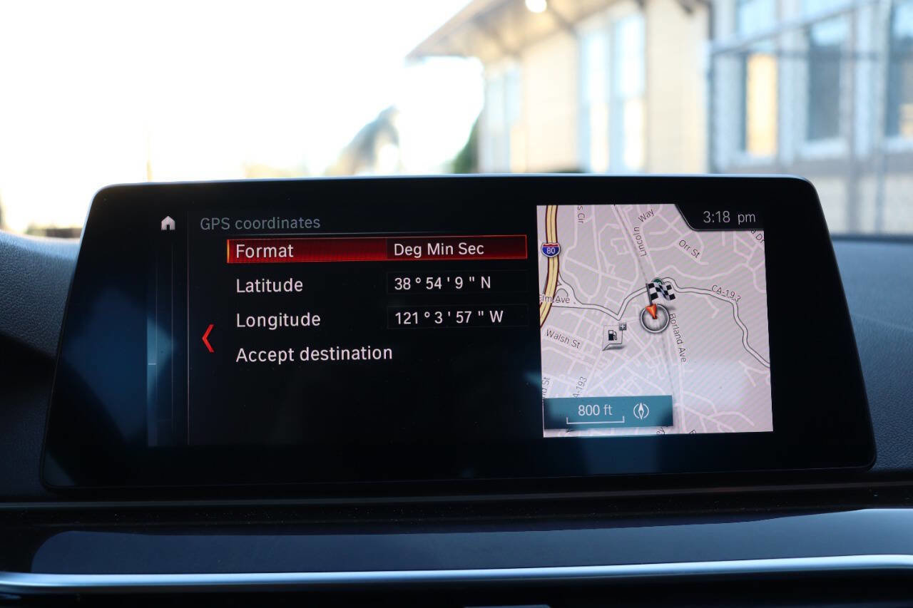 Used 2019 BMW 530i w/ Convenience Package image 27