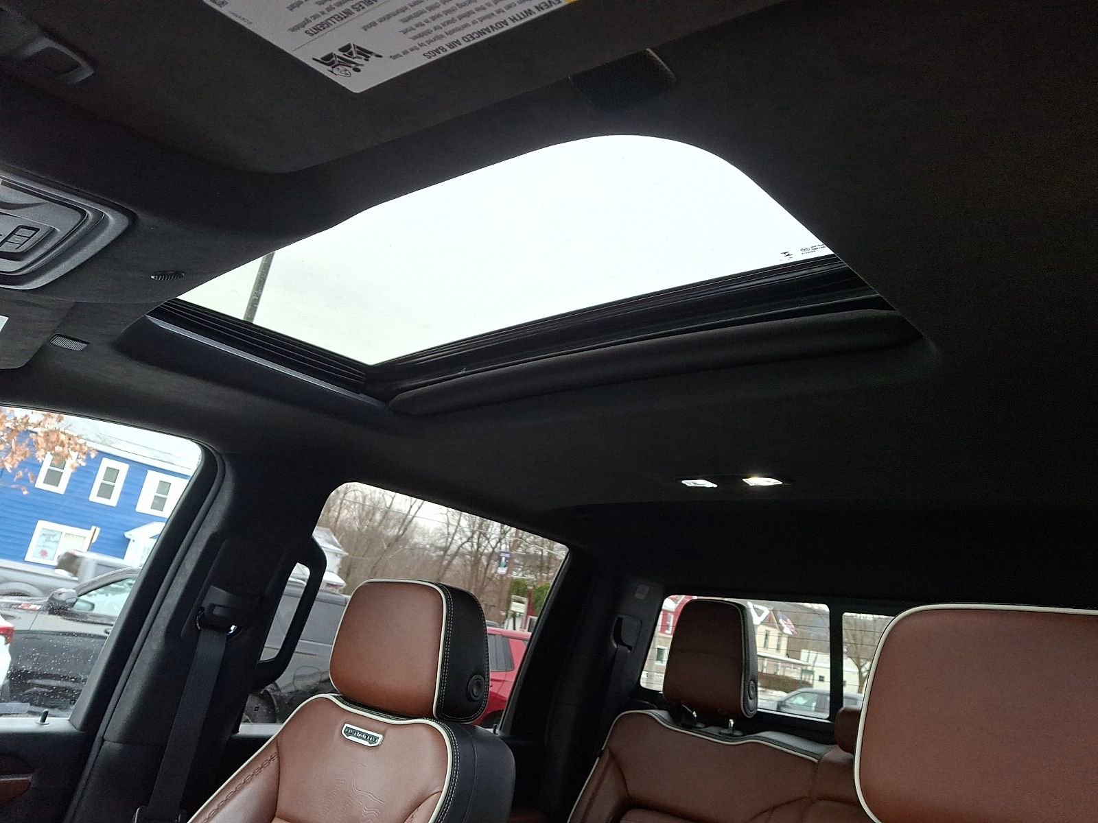 Used 2024 GMC Sierra 3500 Denali Ultimate AWD/4WD image 14