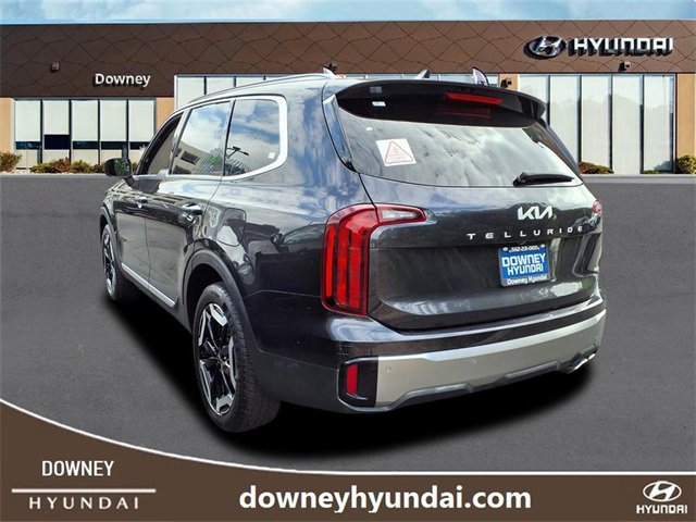 Used 2025 Kia Telluride S image 6